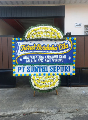 Papan Bunga Duka di Paslaten Satu