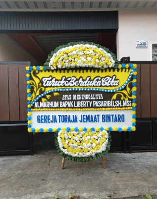 Papan Bunga Duka di Paslaten Satu