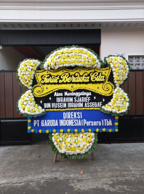 Papan Bunga Duka di Paslaten Satu