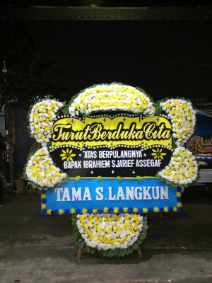 Papan Bunga Duka di Paslaten Satu